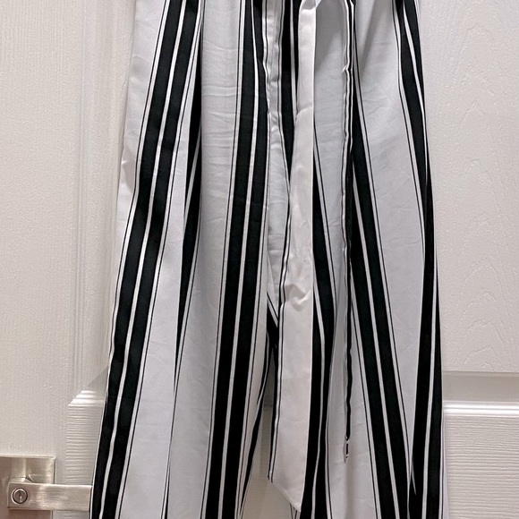 Express Strapless Jumpsuit in B&W Stripes - Picture 3 of 6